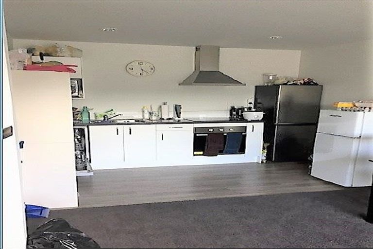 Photo of property in 100u4 Knighton Road, Hillcrest, Hamilton, 3216