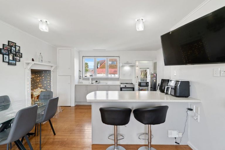 Photo of property in 1/57 Kelvin Road, Papakura, 2110