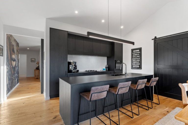 Photo of property in 8 Tiaki Lane, Matakana, 0985