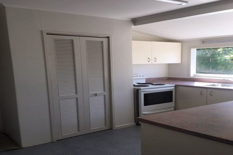 Photo of property in 90b Eatwell Avenue, Paraparaumu Beach, Paraparaumu, 5032