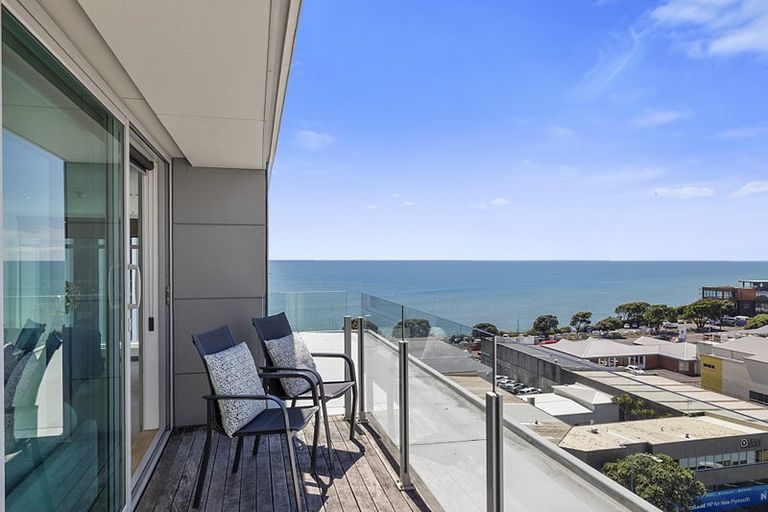 Photo of property in 22 Liardet Apartments, 502/22 Liardet Street, New Plymouth, 4310