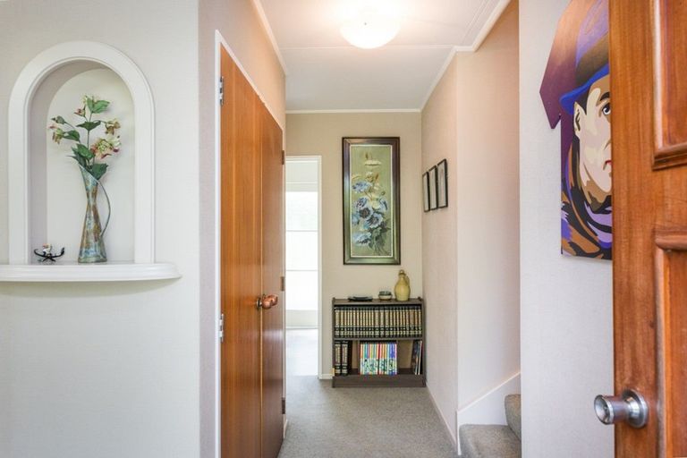 Photo of property in 15 Pirinoa Street, Feilding, 4702