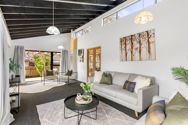 Photo of property in 21 Sheridan Crescent, Trentham, Upper Hutt, 5018