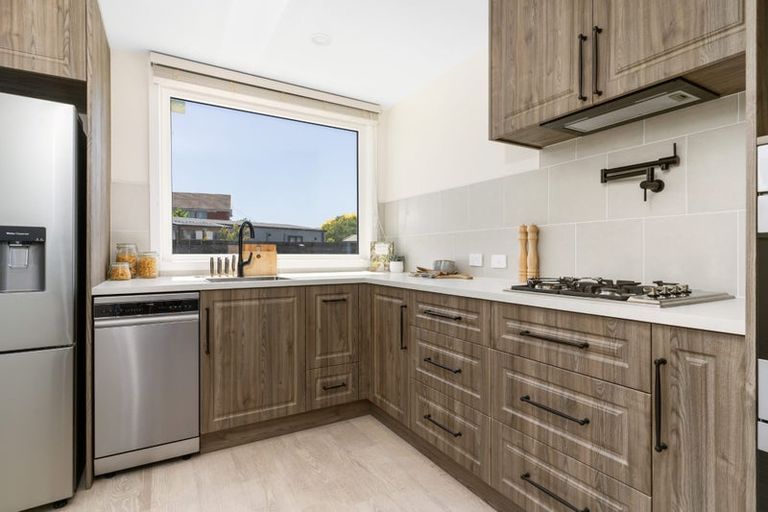 Photo of property in 33 Waller Terrace, Christchurch Central, Christchurch, 8011