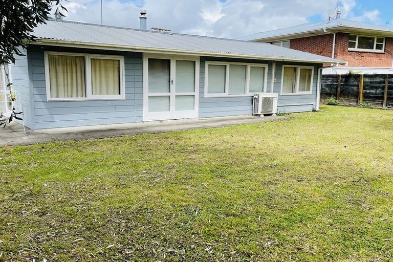 Photo of property in 32 Ingram Street, Papakura, 2110
