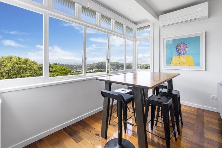 Photo of property in 17 Fortunatus Street, Brooklyn, Wellington, 6021