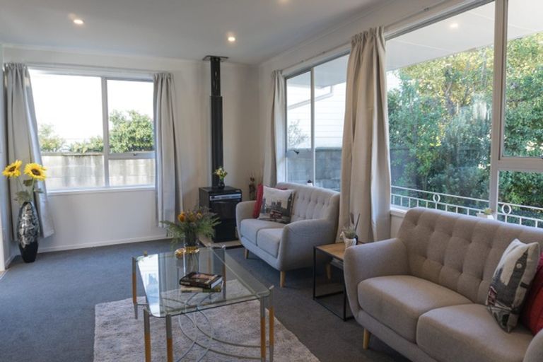 Photo of property in 5 Findhorn Place, Papakowhai, Porirua, 5024