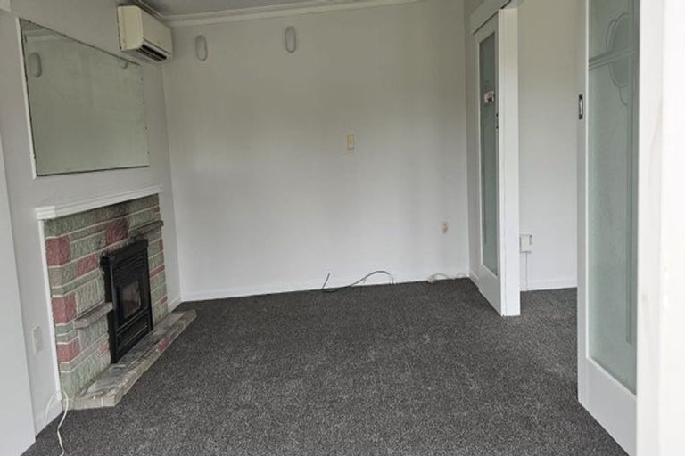 Photo of property in 30 Alma Crescent, Papakura, 2110