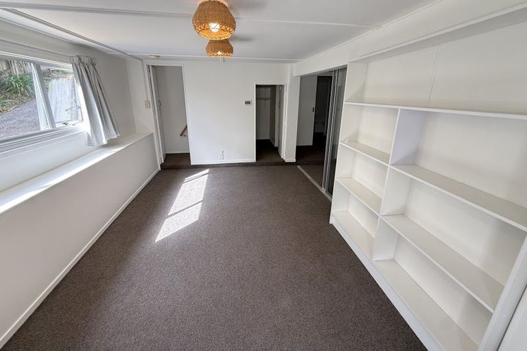 Photo of property in 9 William Souter Street, Forrest Hill, Auckland, 0620