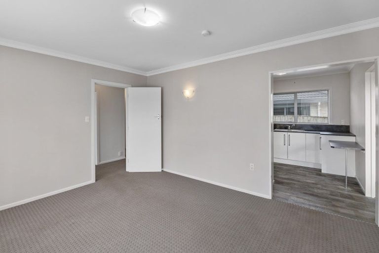 Photo of property in 4 Eton Place, Levin, 5510