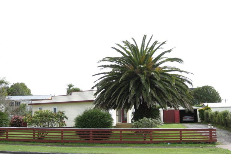 Photo of property in 24 Craig Street, Stratford, 4332