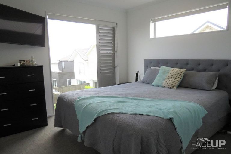 Photo of property in 1 Plover Road, Hobsonville, Auckland, 0616