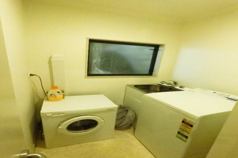 Photo of property in 33a Whaui Street, Brooklyn, Wellington, 6021