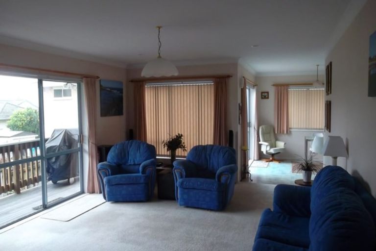 Photo of property in 25 Meadowviews Drive, Welcome Bay, Tauranga, 3112