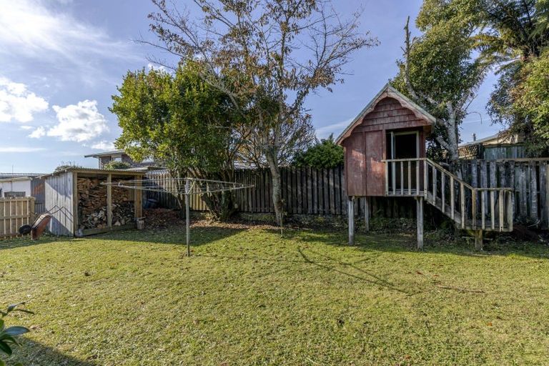 Photo of property in 5 Tainui Terrace, Inglewood, 4330