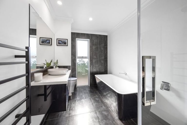 Photo of property in 97 Whincops Road, Halswell, Christchurch, 8025