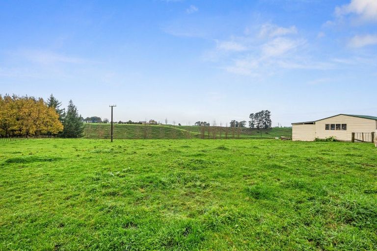 Photo of property in 293 Koputaroa Road, Koputaroa, Shannon, 5575