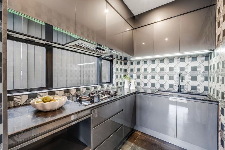 Photo of property in 45 Armstrong Farm Drive, East Tamaki Heights, Auckland, 2016