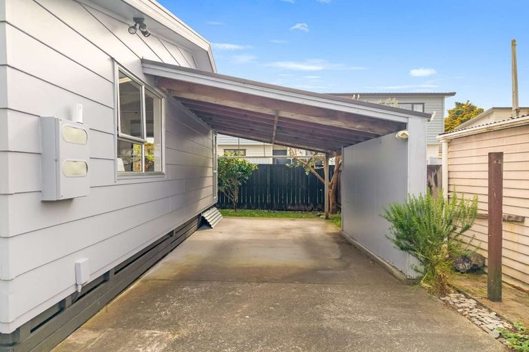 Photo of property in 2/6 Short Street, Papakura, 2110
