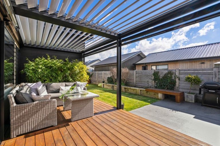Photo of property in 4 Pounamu Avenue, Albert Town, Wanaka, 9305