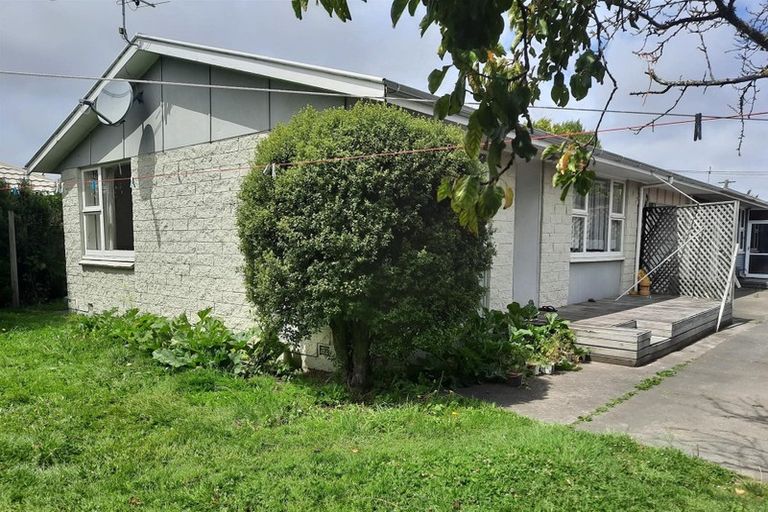 Photo of property in 5 Daniels Road, Redwood, Christchurch, 8051