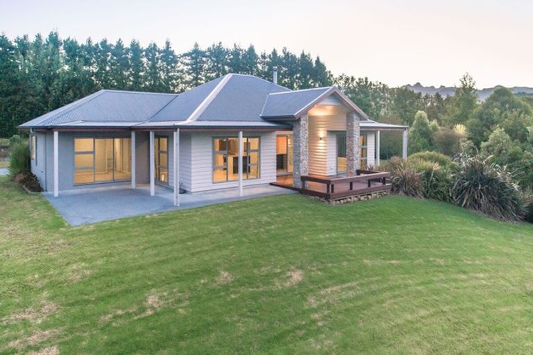 Photo of property in 30c Thompsons Track, Aongatete, 3178