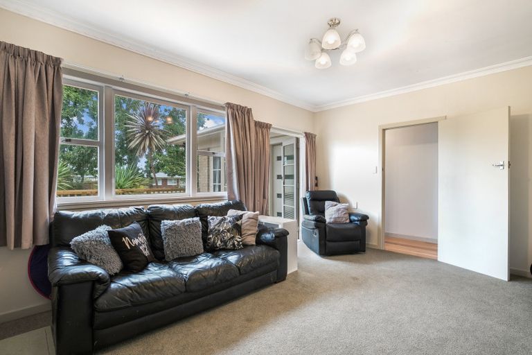 Photo of property in 7 Kayes Road, Pukekohe, 2120