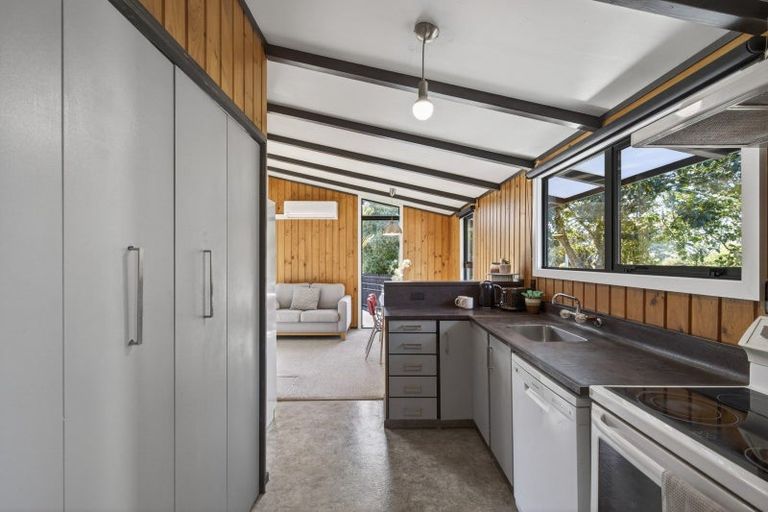 Photo of property in 41 Takiroa Street, Urenui, 4375