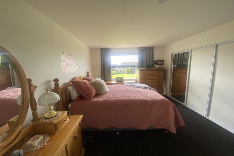 Photo of property in 124 Northbrook Road, Rangiora, 7400