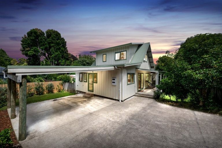 Photo of property in 205d Henderson Valley Road, Henderson, Auckland, 0612