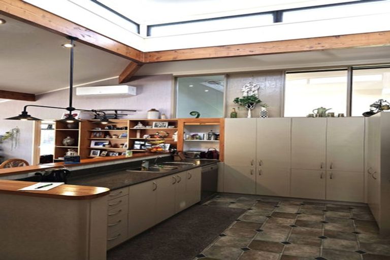 Photo of property in 18 Ruamoana Place, Omokoroa, 3114