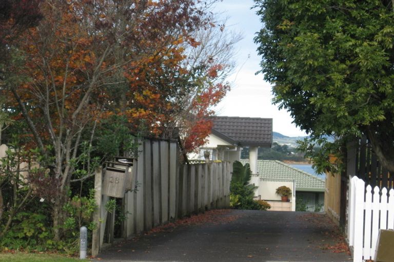 Photo of property in 2/28 Carnoustie Drive, Wattle Downs, Auckland, 2103