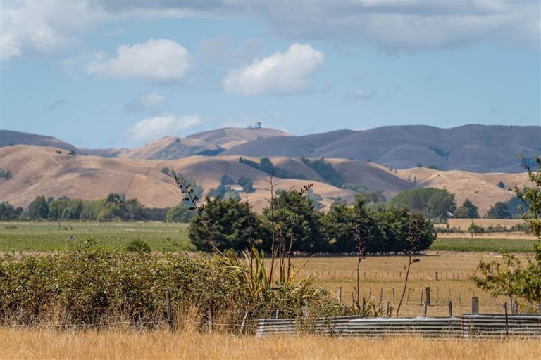 Photo of property in 377 East Taratahi Road, East Taratahi, Masterton, 5887