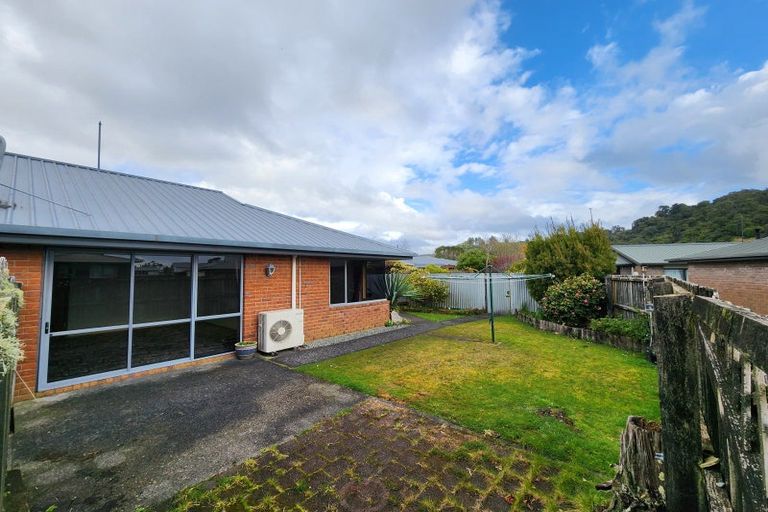Photo of property in 2 Josephine Street, Greymouth, 7805