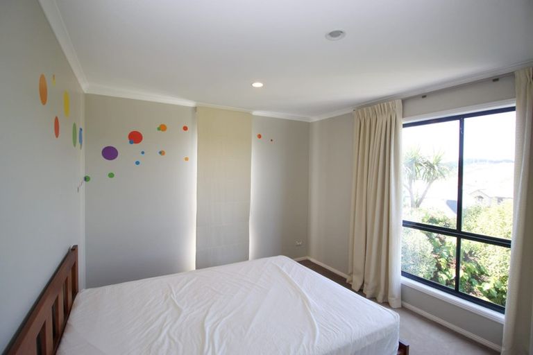 Photo of property in 43 Waverton Terrace, Churton Park, Wellington, 6037