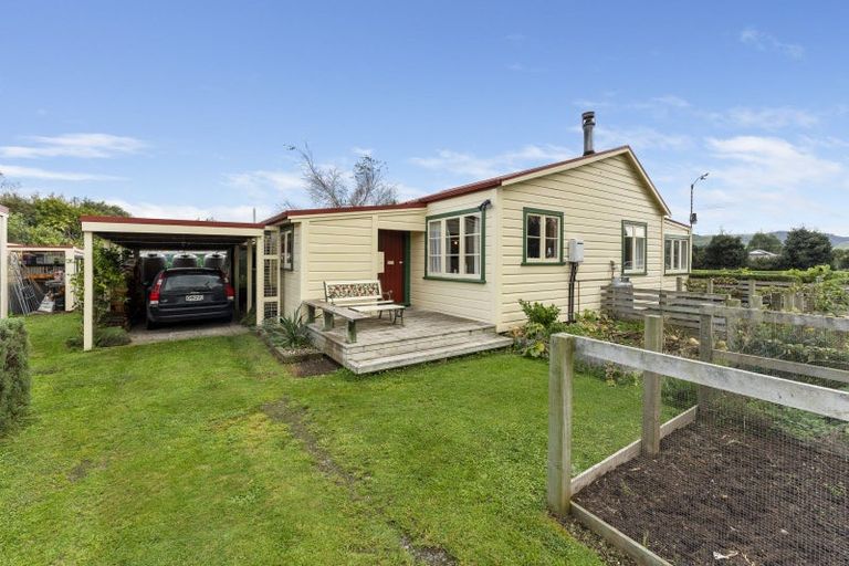 Photo of property in 127 Sowry Road, Woodville, 4920