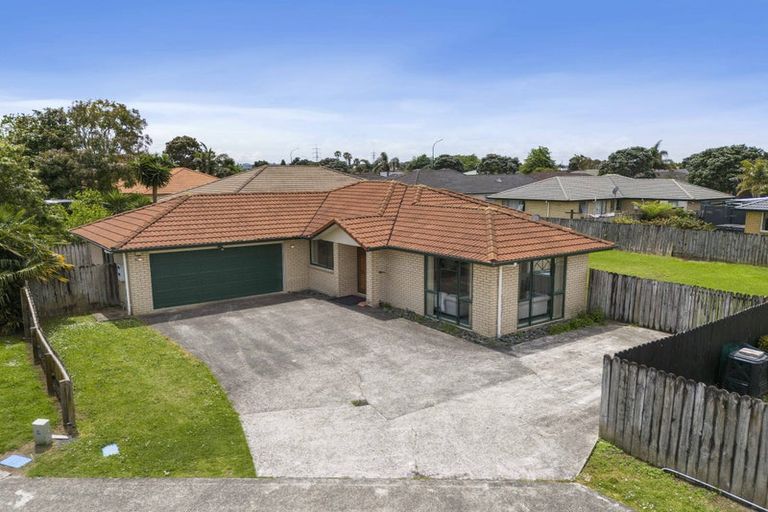 Photo of property in 3 Morewa Place, Takanini, 2112