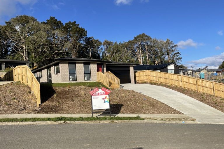 Photo of property in 17 Royal St Annes Drive, Te Kamo, Whangarei, 0112