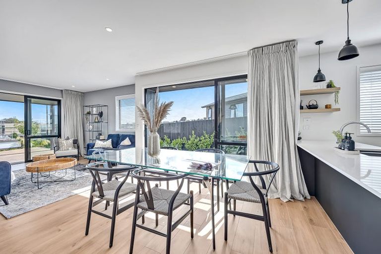 Photo of property in 18 Kia Kaha Drive, Snells Beach, 0920