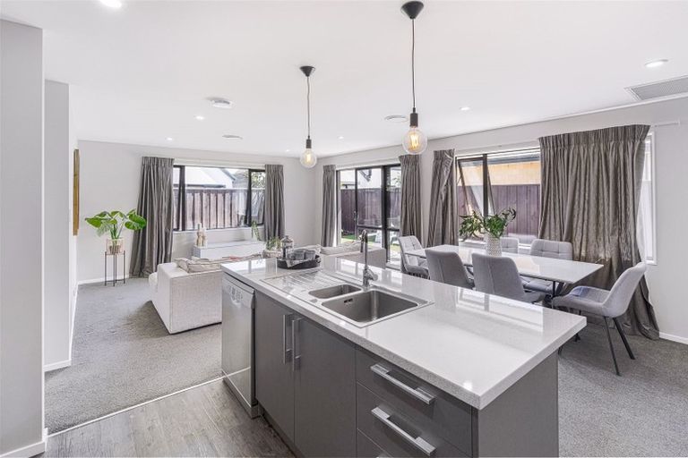 Photo of property in 25 Chandler Way, Rolleston, 7615