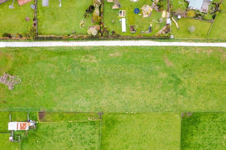 Photo of property in 14 Celia Street, Stratford, 4332