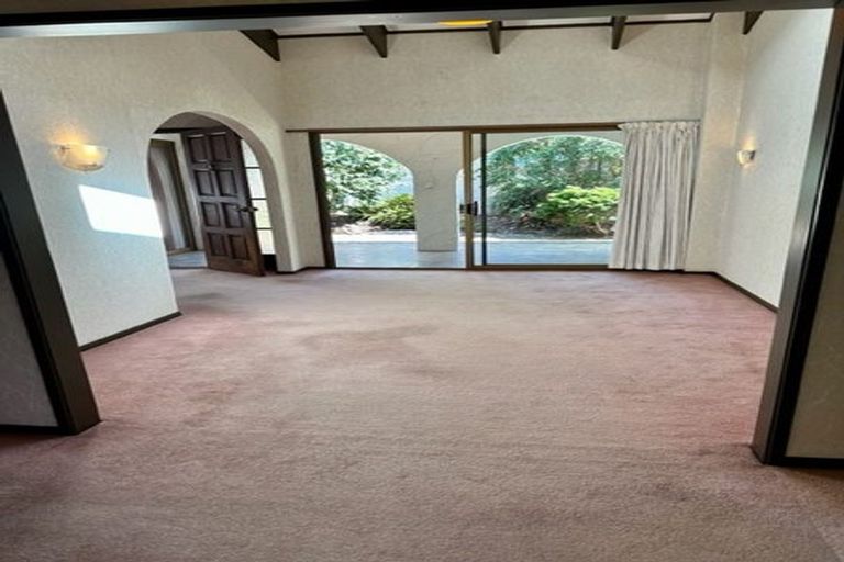 Photo of property in 6 Matanui Street, Northcote, Auckland, 0627