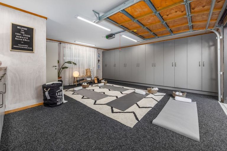 Photo of property in 3 Bressay Way, Waikanae, 5036