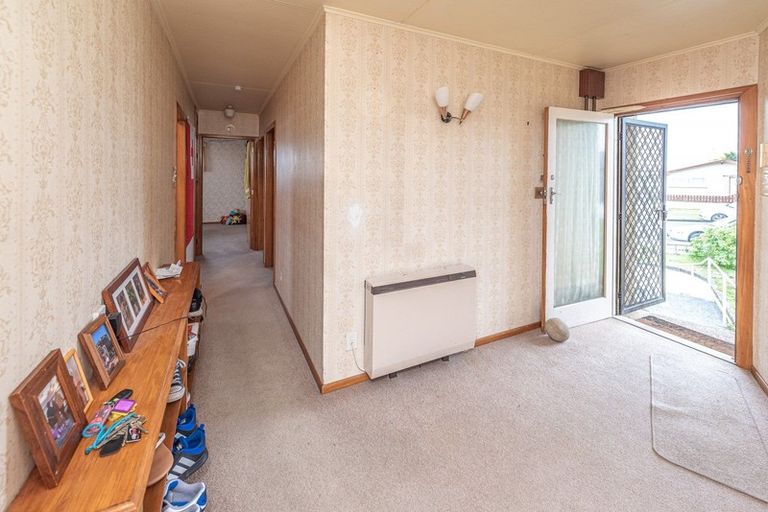 Photo of property in 30 Lee Street, Castlecliff, Whanganui, 4501