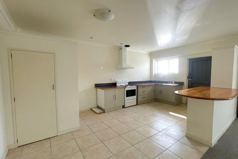 Photo of property in 539-541 Featherston Street, Roslyn, Palmerston North, 4414