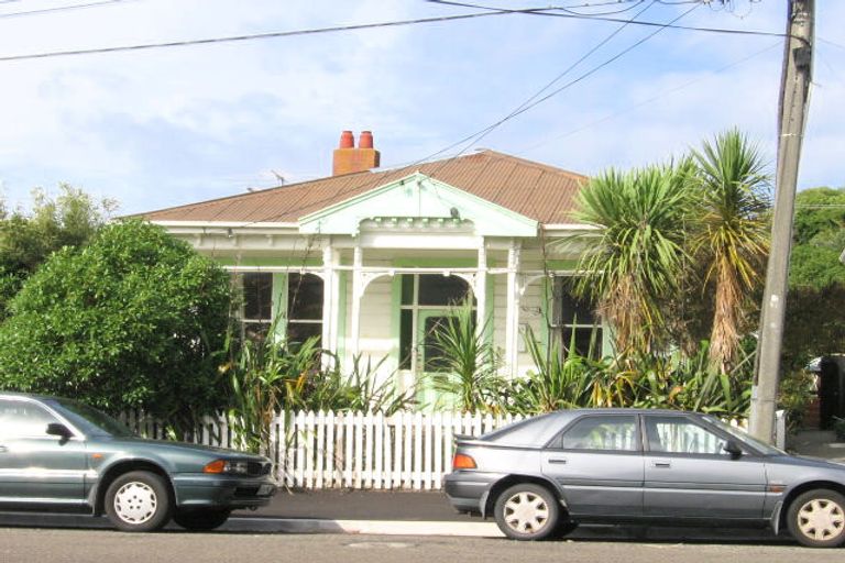 Photo of property in 1/7 Ribble Street, Island Bay, Wellington, 6023