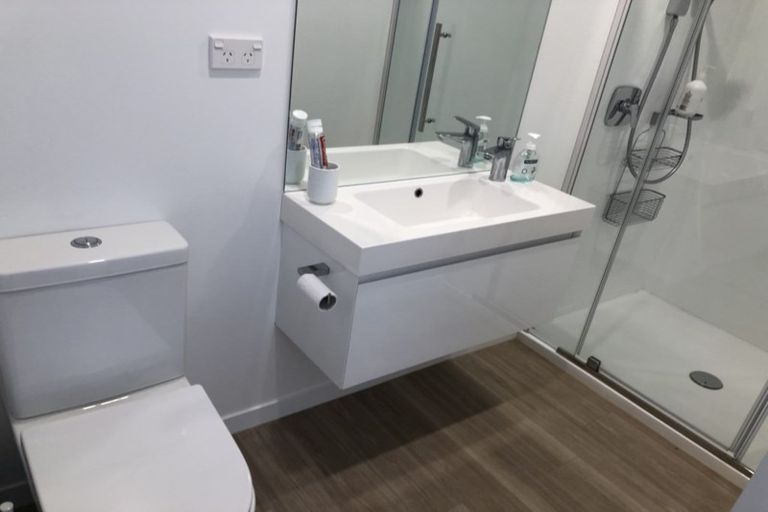 Photo of property in 17 Highlands Close, Queenstown, 9300