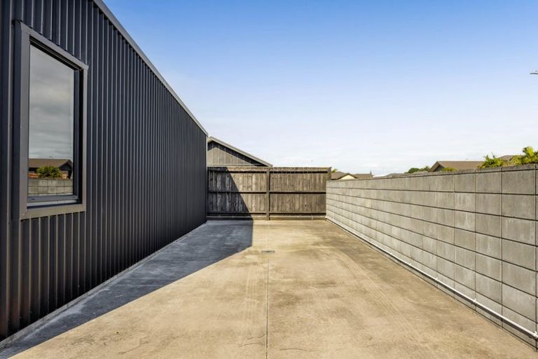 Photo of property in 6 Hawetaone Street, Bell Block, New Plymouth, 4312