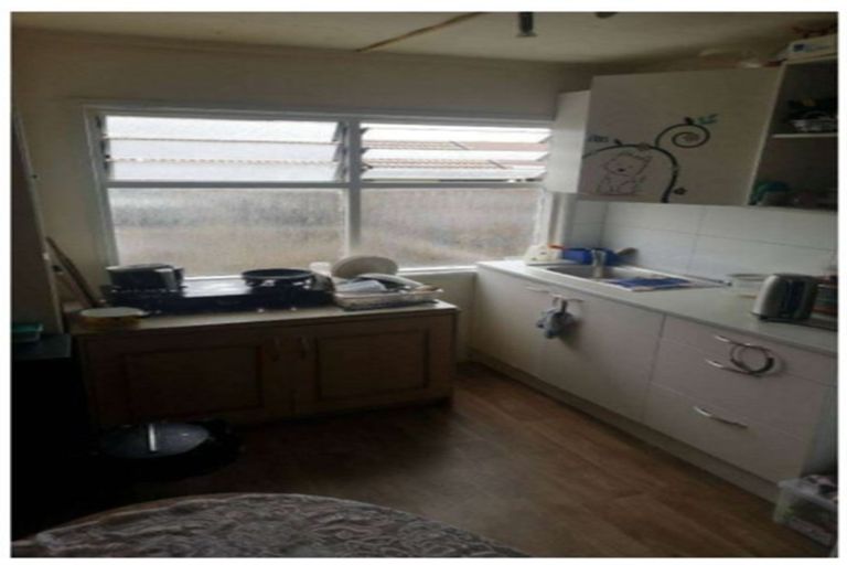 Photo of property in 5/320 Pakuranga Road, Pakuranga Heights, Auckland, 2010