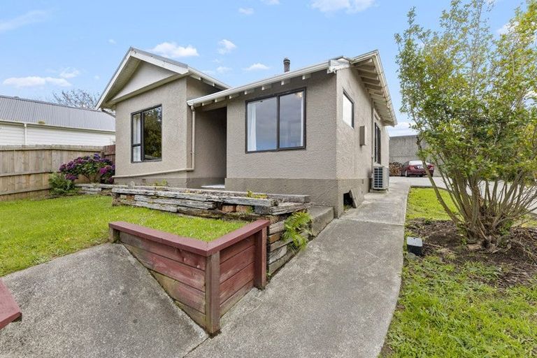 Photo of property in 4 Brockville Road, Glenross, Dunedin, 9011